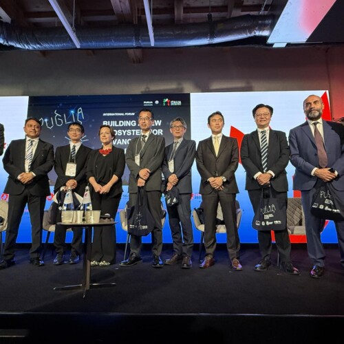 Industria aerospaziale come chiave per una mobilità sostenibile. Il Forum internazionale della Regione Puglia a Expo 2025 Osaka chiude la settimana regionale della Puglia ad Expo Industria aerospaziale come chiave per una mobilità sostenibile. Il Forum internazionale della Regione Puglia a Expo 2025 Osaka chiude la settimana regionale della Puglia ad Expo
